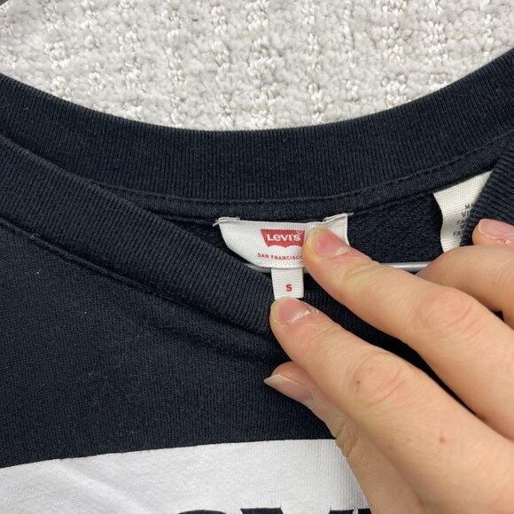 Levi's Graphic Sweatshirt Pullover Women Sz S Black w/ Classic Retro White Logo - Picture 5 of 13